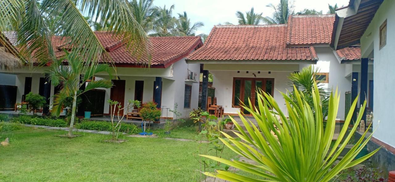 Dewi Garden Guesthouse Kuta  Kültér fotó