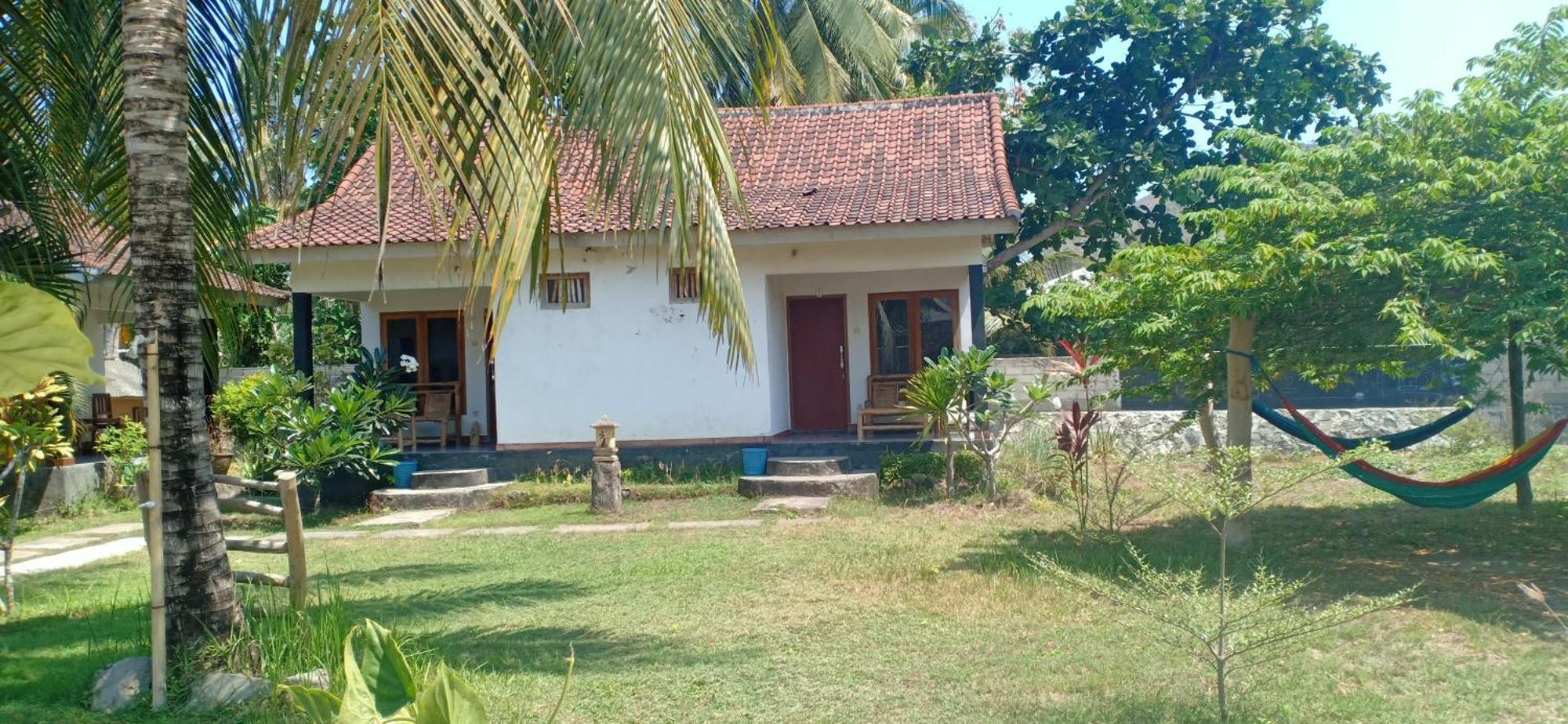 Dewi Garden Guesthouse Kuta  Kültér fotó