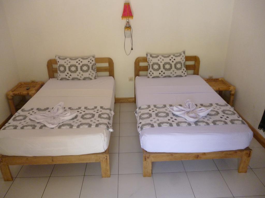 Dewi Garden Guesthouse Kuta  Kültér fotó